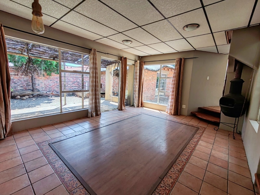 3 Bedroom Property for Sale in Grimbeeck Park North West